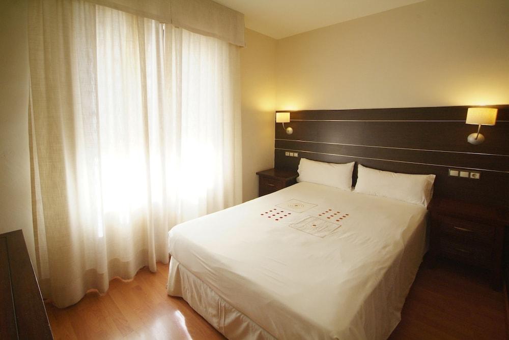Apartamentos 아르달레스 외부 사진