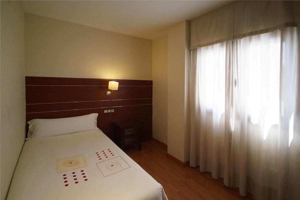 Apartamentos 아르달레스 외부 사진